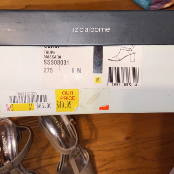 Liz Claiborne heels - Picture 5 of 6